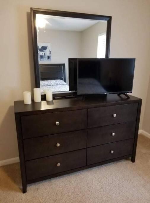 Gsrealty Apartment Americus Bagian luar foto