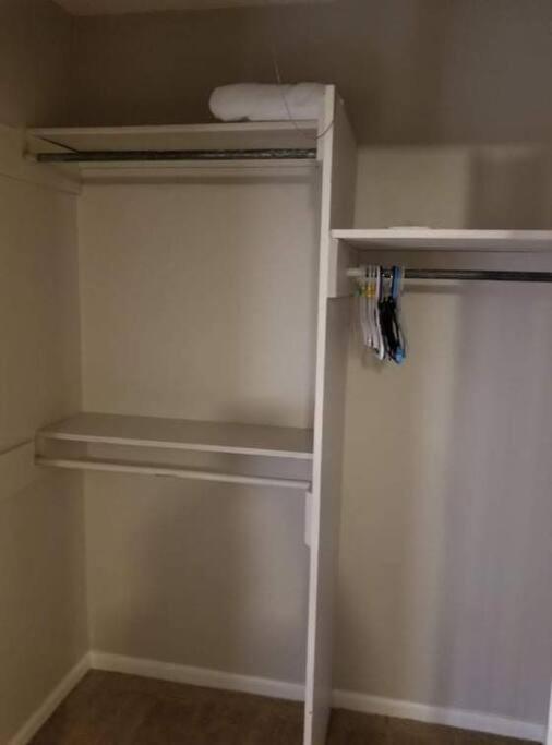 Gsrealty Apartment Americus Bagian luar foto