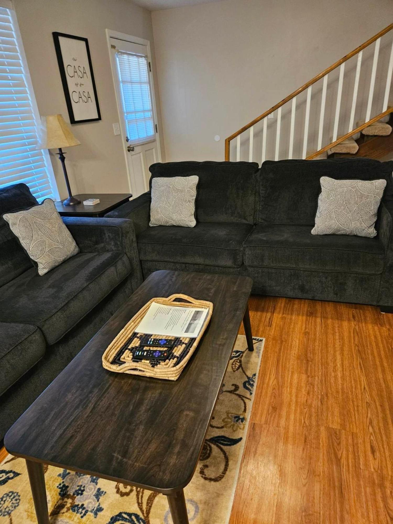 Gsrealty Apartment Americus Bagian luar foto